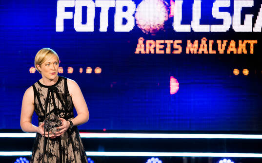 Thora Helgadottir årets målvakt