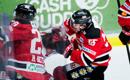 Malmö Redhawks Teemu Kesä spöar Karlskronas Alexander
