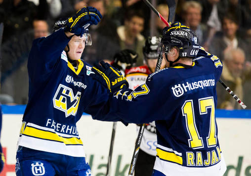 s William Karlsson och Toni Rajala jublar