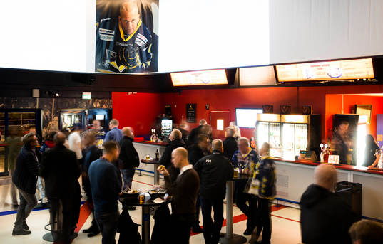 Restaurang bar i Kinnarps Arena