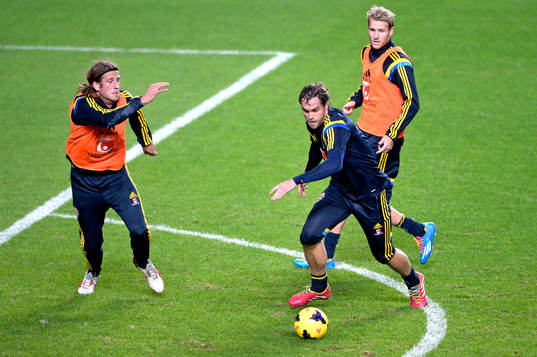 Sveriges Jonas Olsson, Johan Elmander och Ola Toivonen