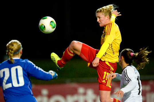 Tyresö Kirsten van de Ven för 2-0 bakom Fortunas