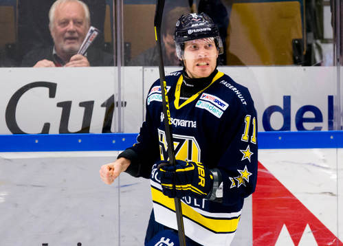 s Anssi Salmela jublar