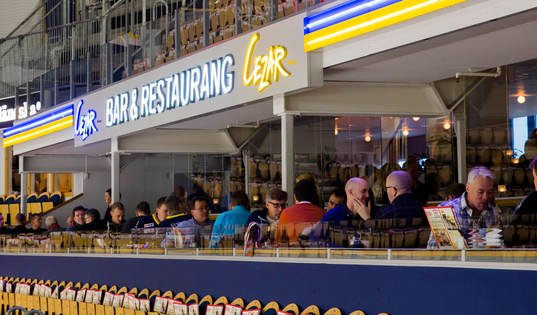 Bar och Restaurang Cezar i Kinnarps Arena