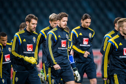 Målvakten Andreas Isaksson och Per Nilsson