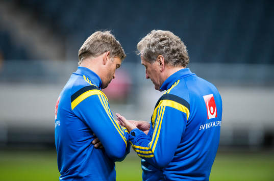 players manager Marcus Allbäck och förbundskapten Erik
