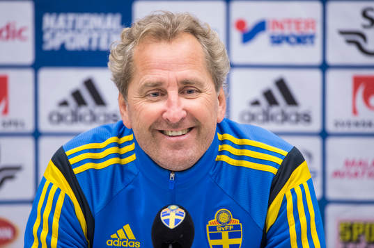 Presskonferens med Sveriges förbundskapten Erik Hamrén