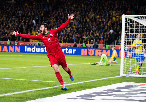 Portugals Hugo Almeida jublar