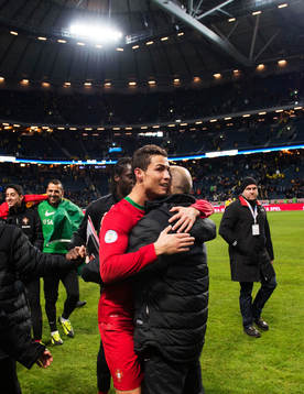 Portugals Cristiano Ronaldo kramas om