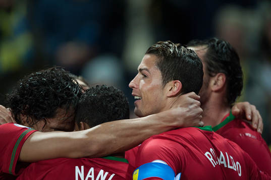 Portugals Cristiano Ronaldo  i VM-kvalet mellan Sverige och