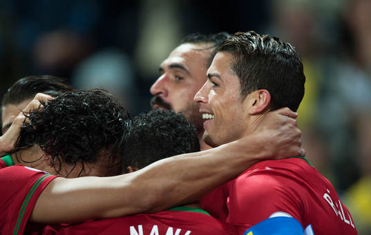 Portugals Cristiano Ronaldo  i VM-kvalet mellan Sverige och