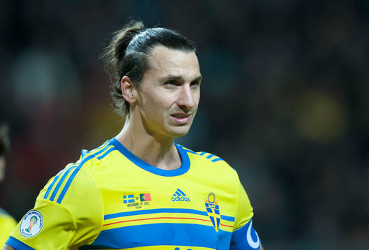 Sveriges Zlatan Ibrahimovic i VM-kvalet mellan Sverige och