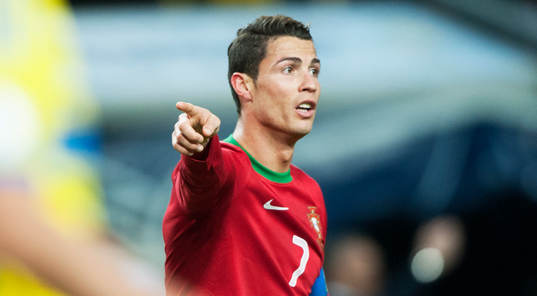 Portugals Cristiano Ronaldo dirigerar i VM-kvalet mellan