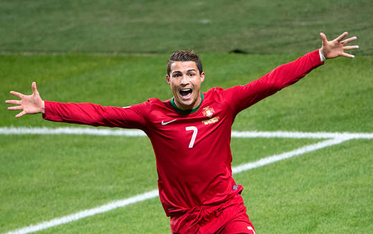 Bläddra bland fler bilder av Fotboll, VM-kval, playoff, Sverige - Portugal