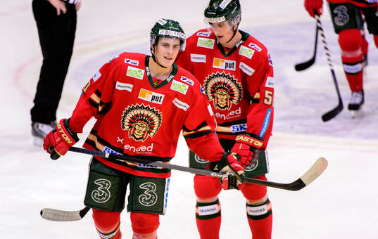 Frölundas Alexander Wennerberg firar