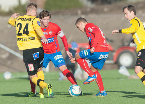 Helsingborgs Jordan Larsson och Emil Krafth i en