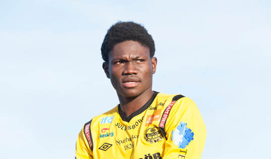 Mjällbys Kwame Bonsu  i en träningsmatch mellan Mjällby