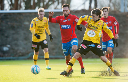 Helsingborgs Abdul Khalili i en träningsmatch mellan