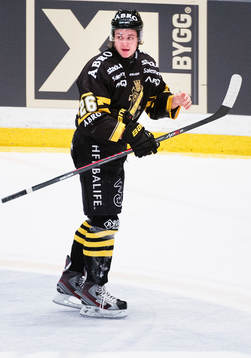 s Mattias Janmark lämnar isen