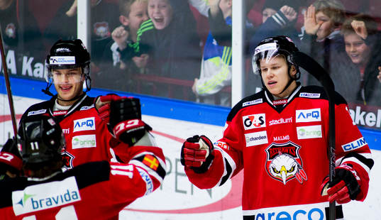 Malmö Redhawks Björn Svensson jublar