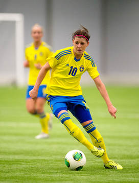 Olivia Schough, Sverige