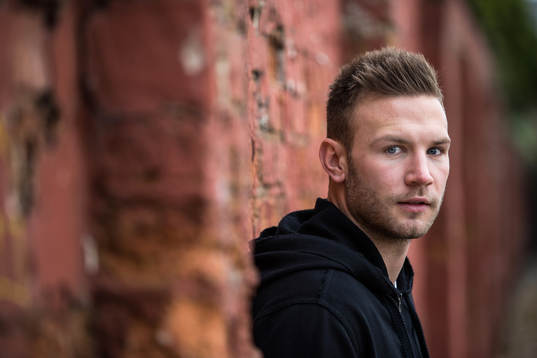 Bläddra bland fler bilder av Fotboll, Premier League, Aston Villa, Andreas Weimann, Porträtt