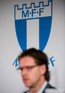 Malmö FF håller presskonferens och presenterar att