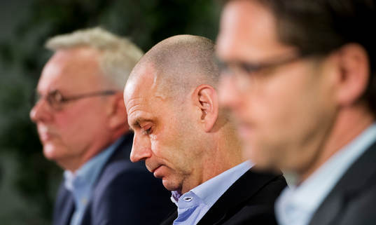 Malmö FFs ordförande Håkan Jeppsson håller