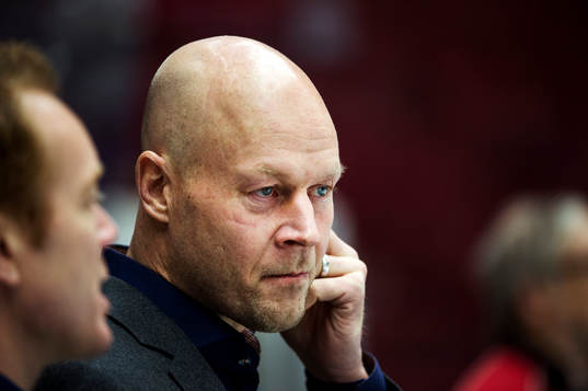 Almtunas assisterande tränare Marcus Ragnarsson