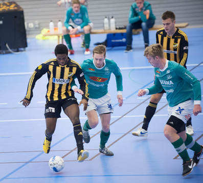 IFK Hässleholms Edem Hetcheli i matchen i innefotboll i