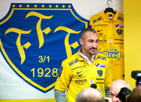 Falkenberg presenterar Henrik Larsson som ny tränare