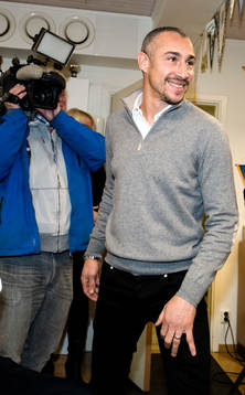 Falkenberg presenterar Henrik Larsson som ny tränare