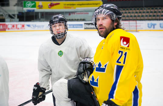 Svenska Spel och Peter Forsberg överraskar IF Björklöven