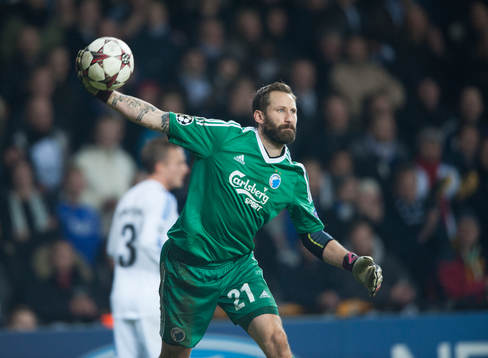 Köpenhamns målvakt Johan Wiland i matchen i Champions