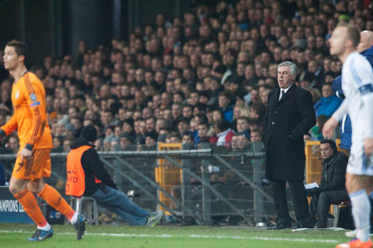 Real Madrids Carlo Ancelotti och Cristiano Ronaldo i