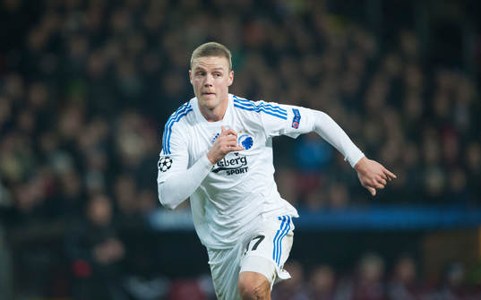 Köpenhamns Ragnar Sigurdsson  i matchen i Champions League