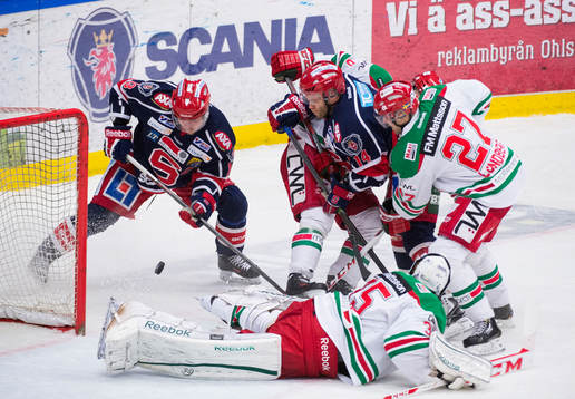 Bläddra bland fler bilder av Ishockey, hockeyallsvenskan, Södertälje - Mora