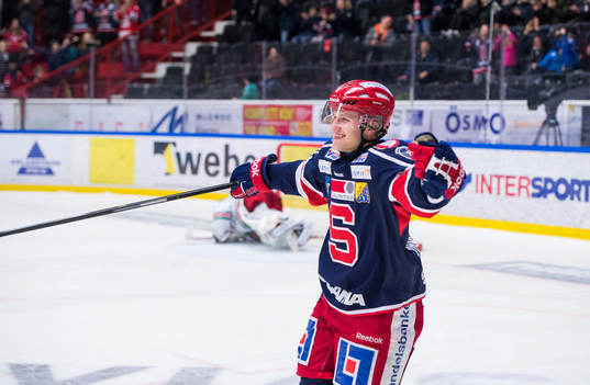 Södertäljes Jesper Thörnberg jublar
