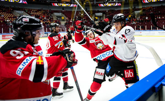 Bläddra bland fler bilder av Ishockey, Hockeyallsvenskan, Malmö Redhawks - Asplöven