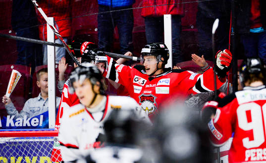 Malmö Redhawks Robin Alvarez jublar
