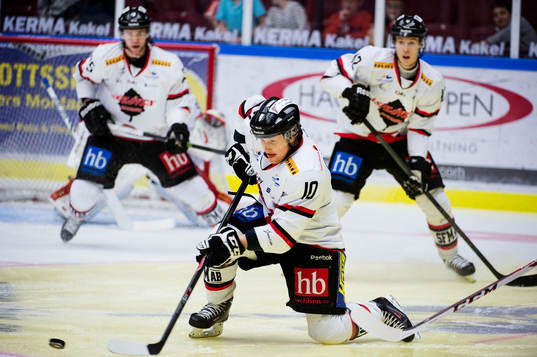 Asplövens Oskar Nilsson rensar undan
