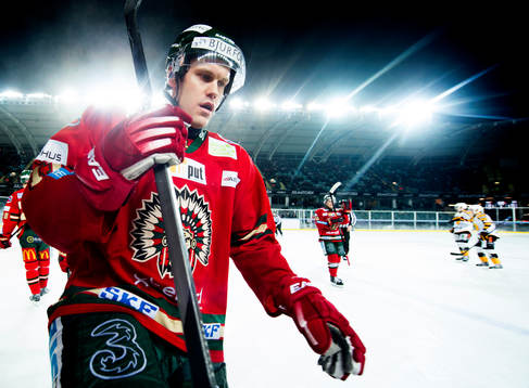 Frölundas Magnus Kahnberg åker in för att byta