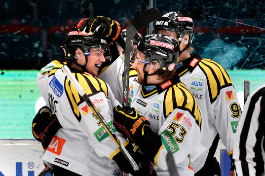 Bläddra bland fler bilder av Ishockey, SHL, AIK - Brynäs