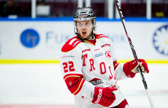 Troja Ljungbys Henrik Eriksson jublar
