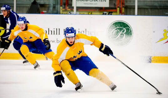 Filip Sandberg när Sveriges JVM-lag tränar
