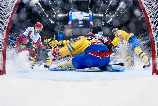 Rysslands Alexander Burmistrov och Viktor Tikhonov oroar