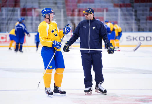 Patrik Hersley och assisterande tränare Peter Popovic i