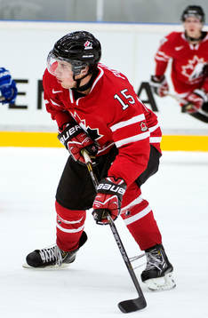 Kanadas Derrick Pouliot