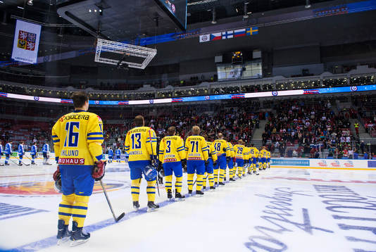 Sveriges lag står uppställt