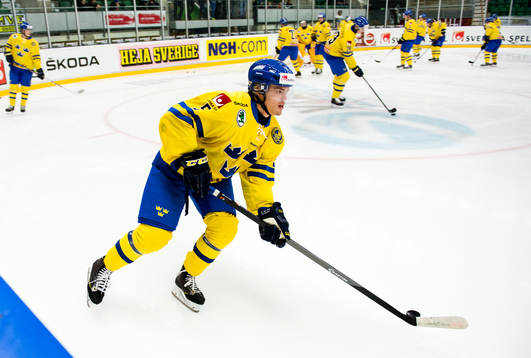 Sveriges Andreas Johnson innan träningsmatchen